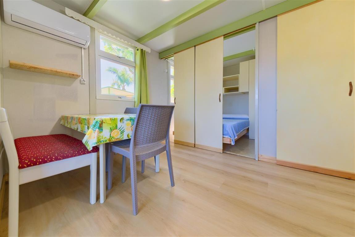 Glamping -bungalows El Faro Campsite *